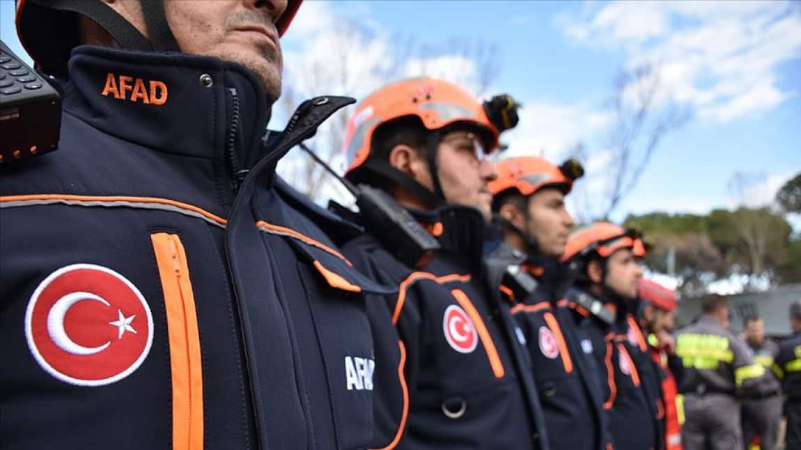 adana seyhan 80 yil ilkokulu